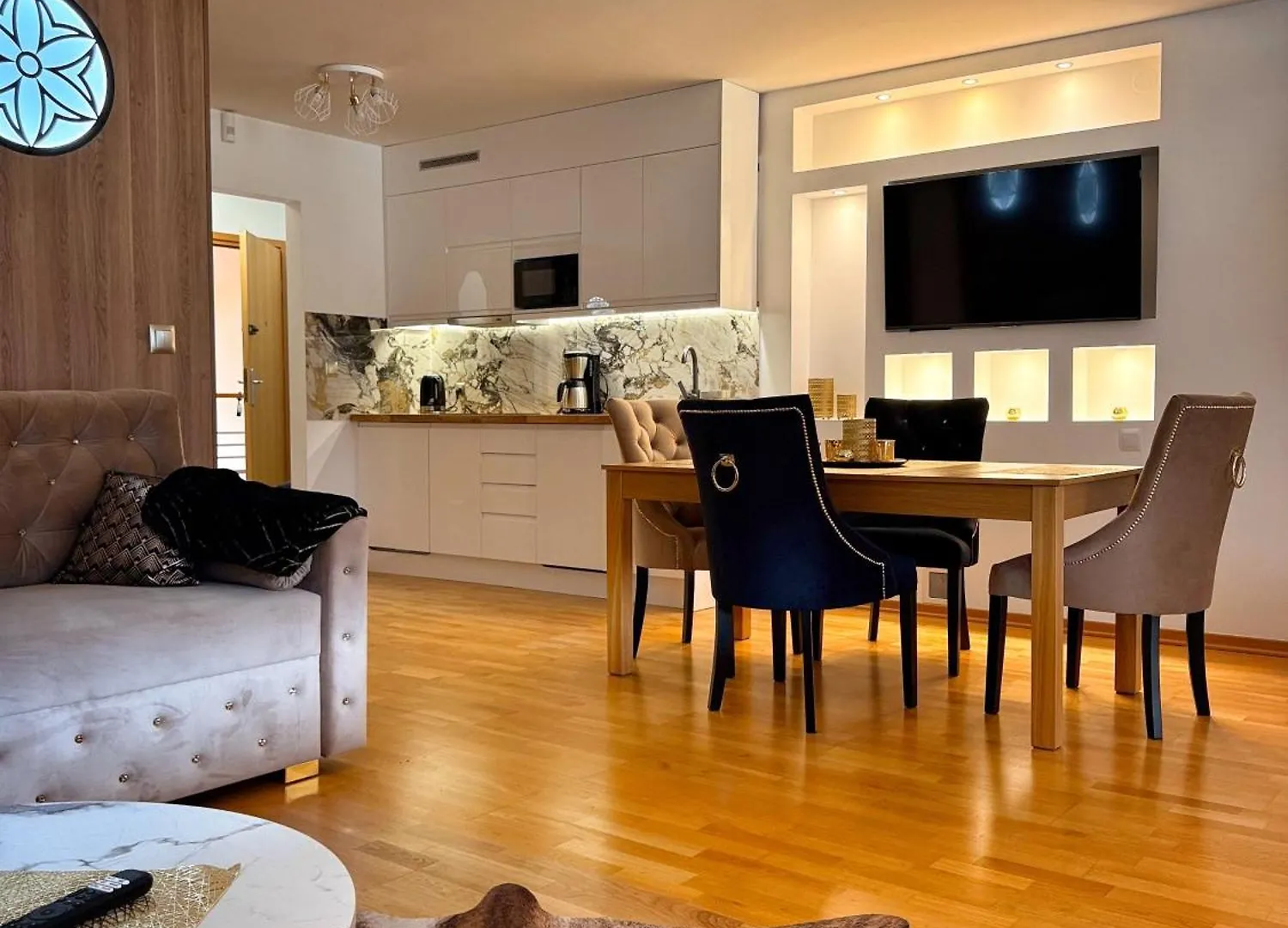 Apartment Apartament Karmelovy- Viva Pod Giewontem Apartamenty Zakopane Poland